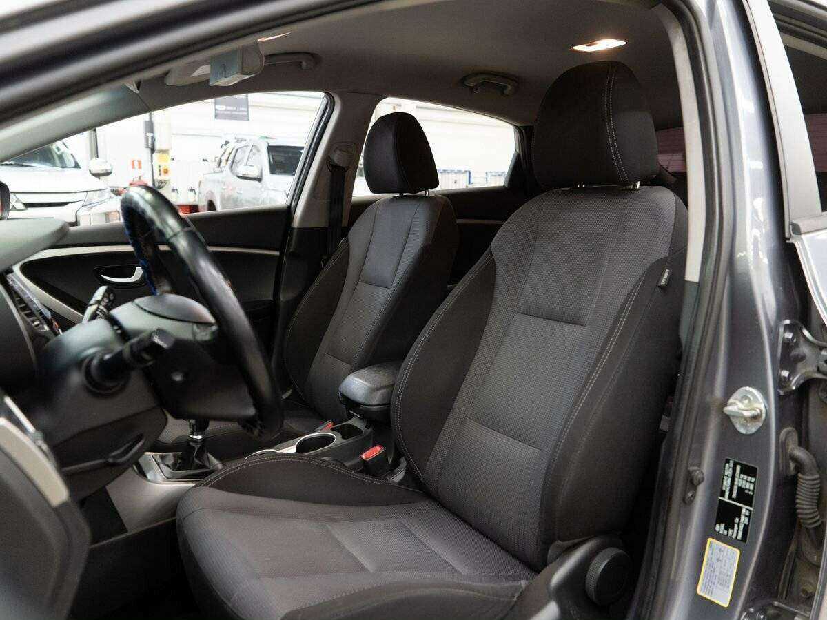 Купить Hyundai i30, 2014, 145 000 км, фото №6