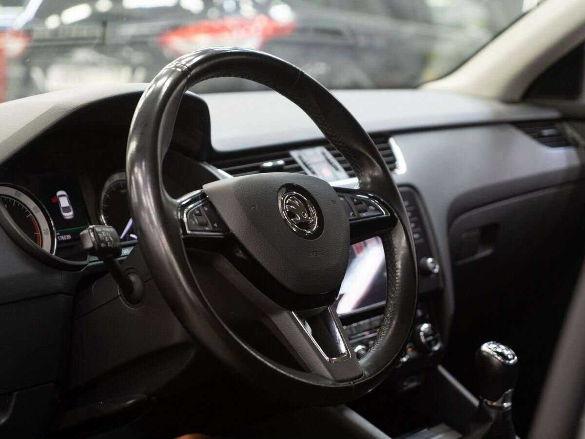 Купить Skoda Octavia, 2018, 177 000 км, фото №5