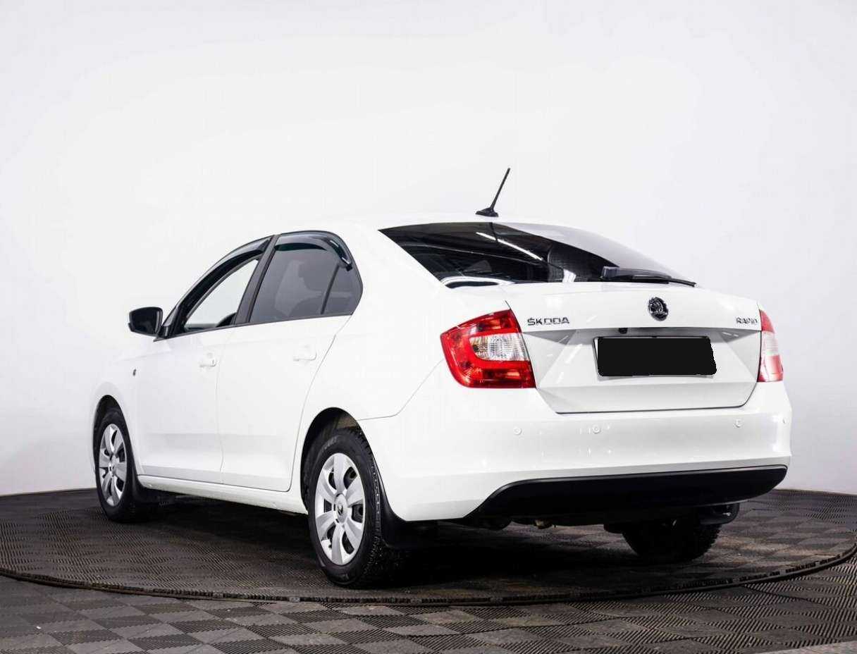 Купить Skoda Rapid, 2017, 68 800 км, фото №4