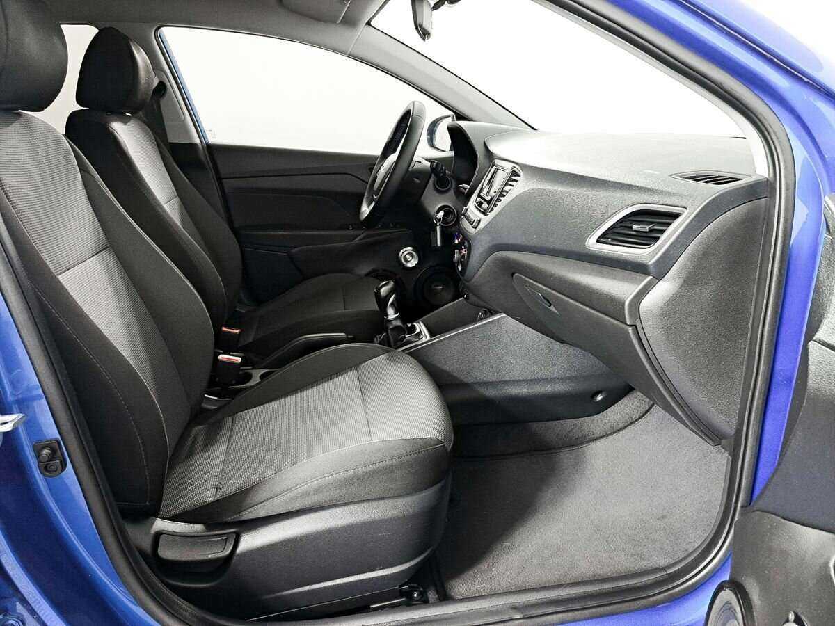 Купить Hyundai Solaris, 2018, 92 276 км, фото №9