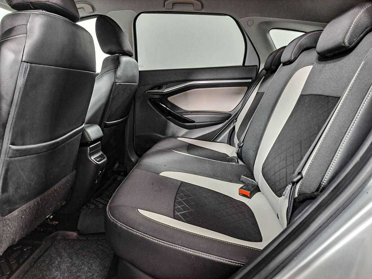 Купить Lada (ВАЗ) Vesta SW Cross, 2018, 179 216 км, фото №10