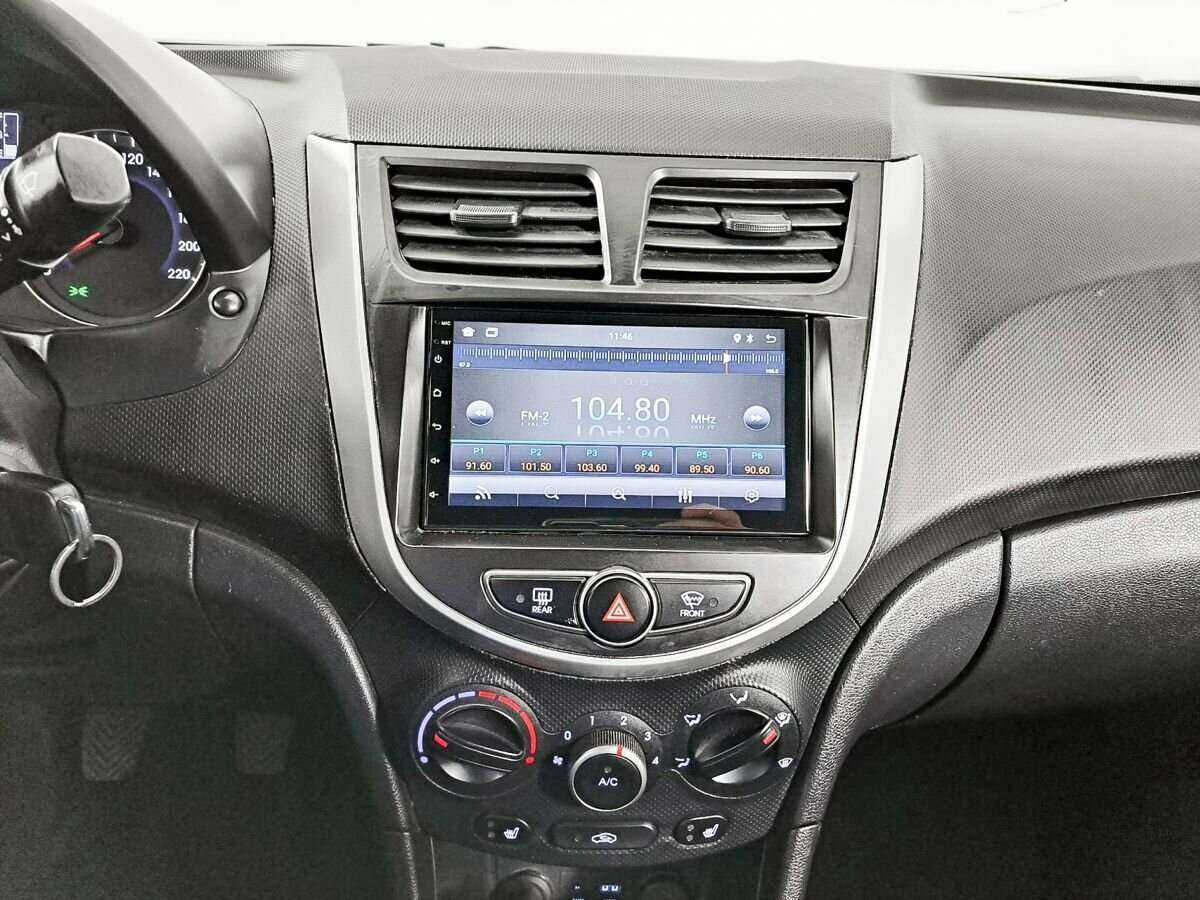 Купить Hyundai Solaris, 2016, 115 896 км, фото №11