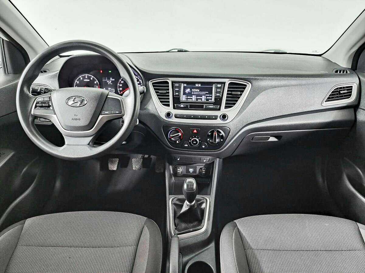 Купить Hyundai Solaris, 2019, 106 601 км, фото №11