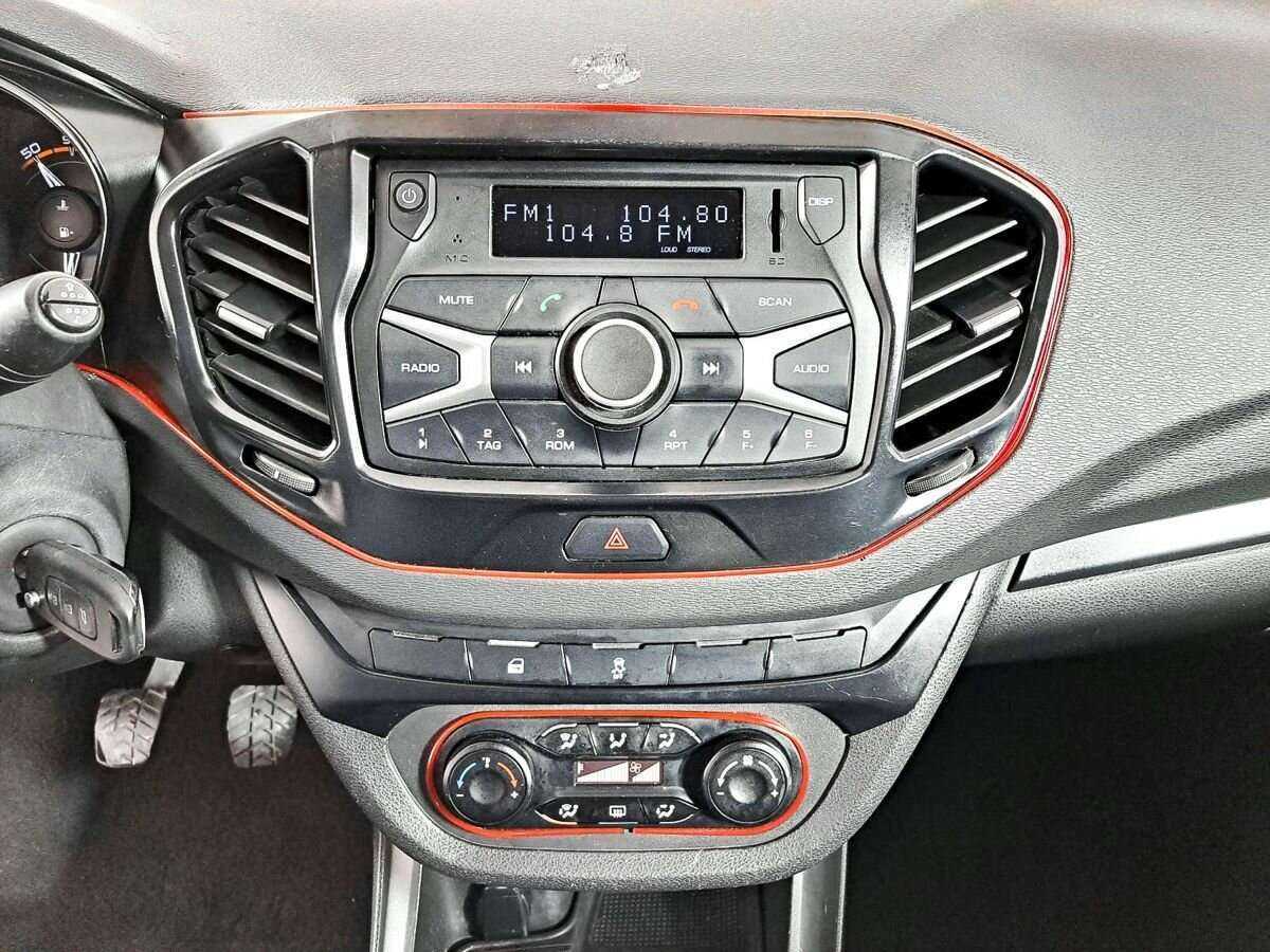 Купить Lada (ВАЗ) Vesta, 2018, 99 834 км, фото №13