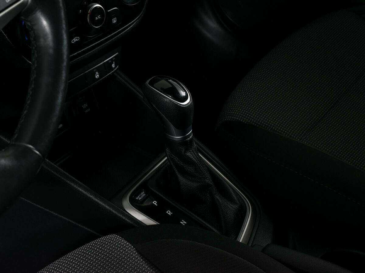 Купить Hyundai Solaris, 2018, 162 301 км, фото №12