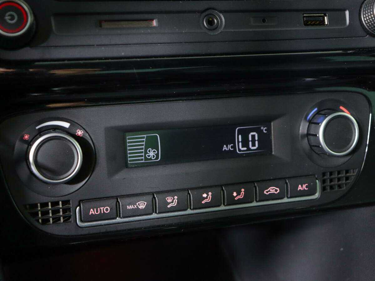 Купить Volkswagen Polo, 2017, 151 302 км, фото №15