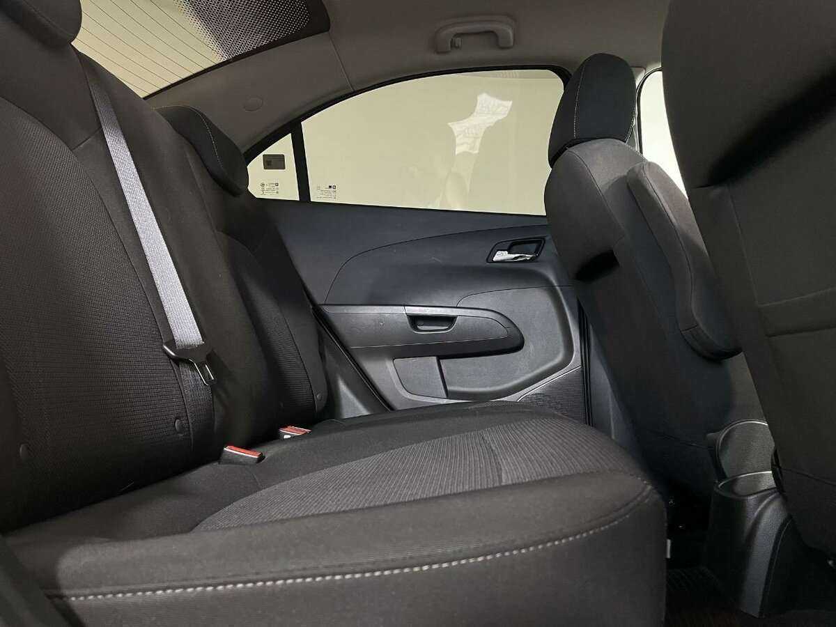 Купить Chevrolet Aveo, 2015, 103 623 км, фото №14