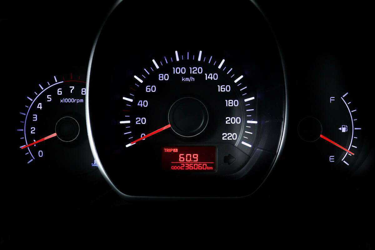 Купить Kia Rio, 2012, 236 059 км, фото №10