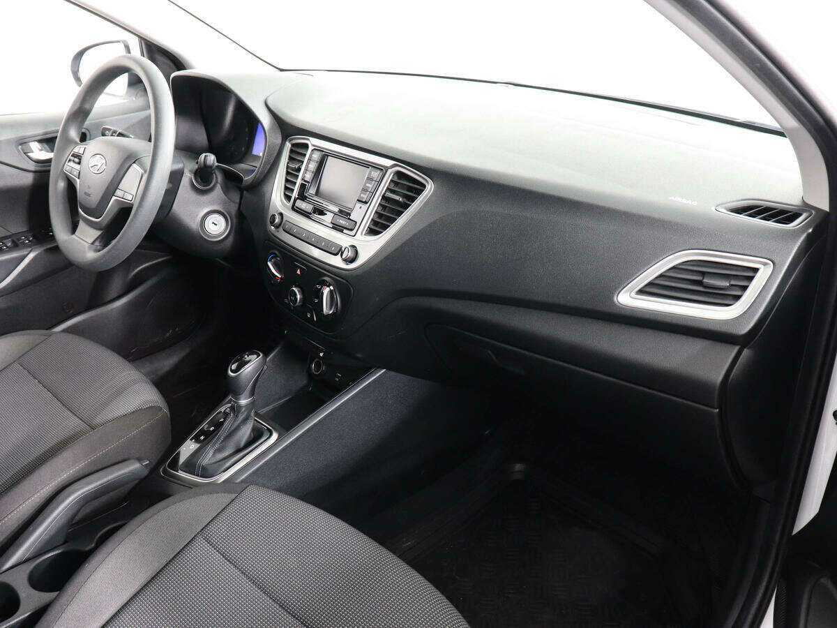 Купить Hyundai Solaris, 2022, 15 520 км, фото №9