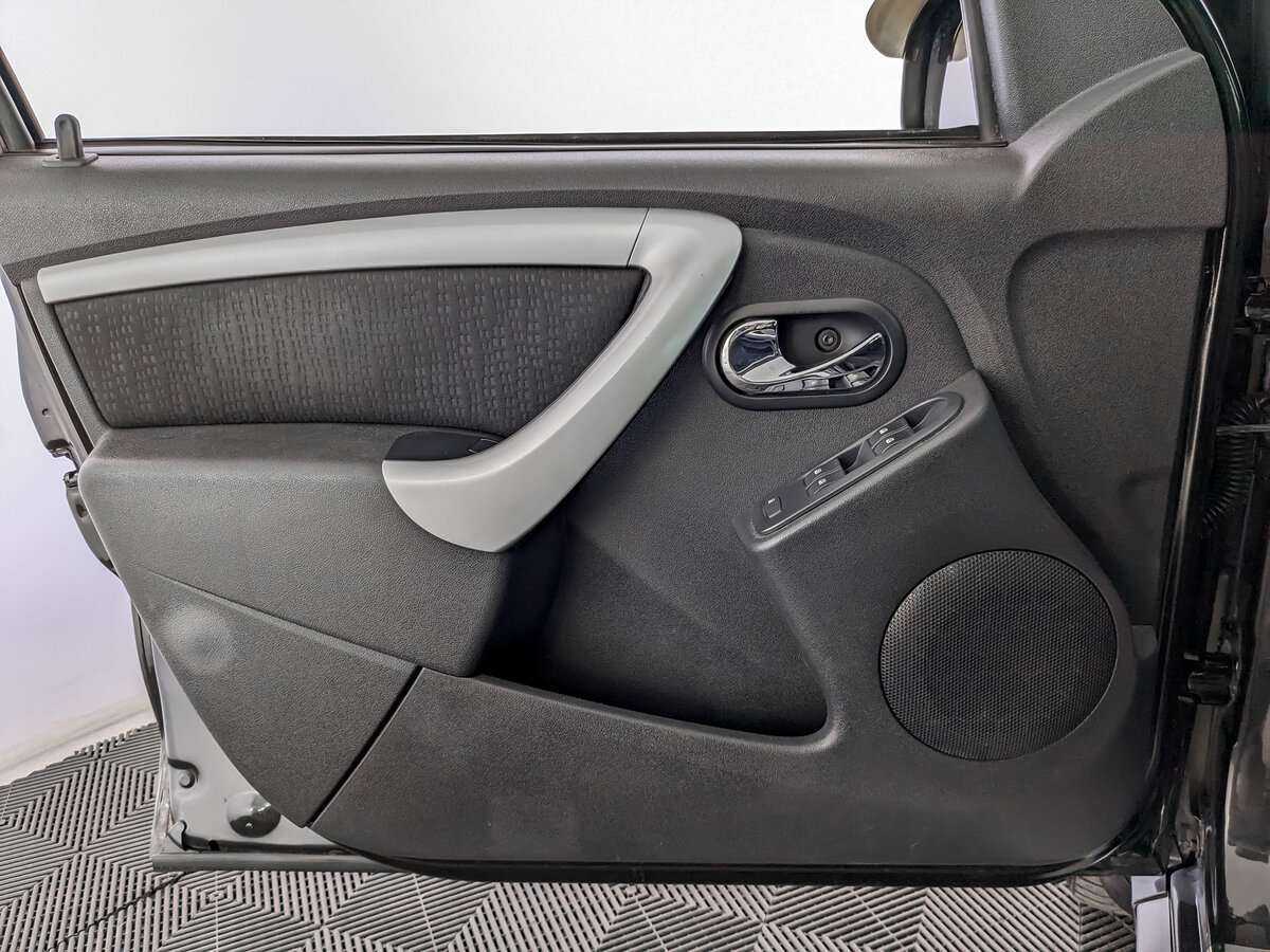 Купить Nissan Terrano, 2015, 178 211 км, фото №14