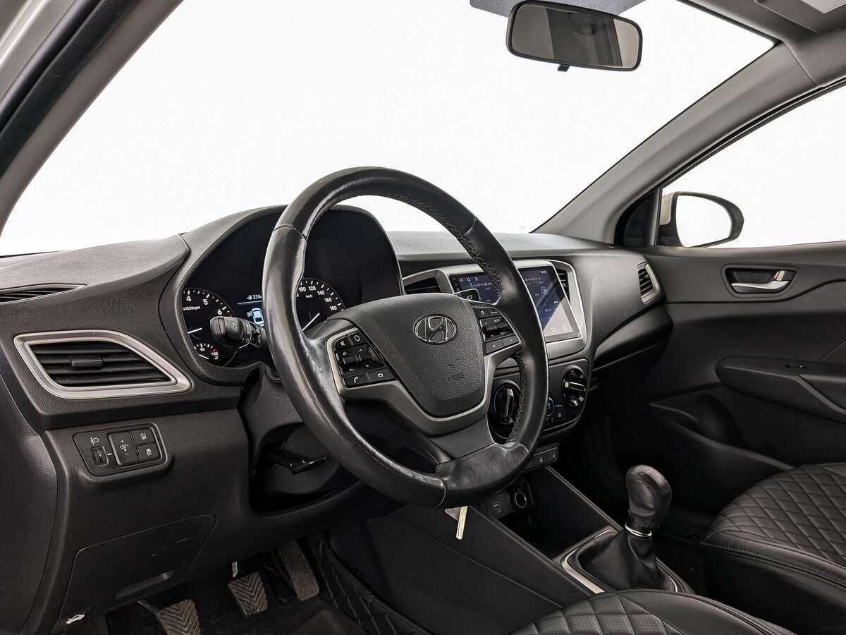 Купить Hyundai Solaris, 2020, 24 865 км, фото №11