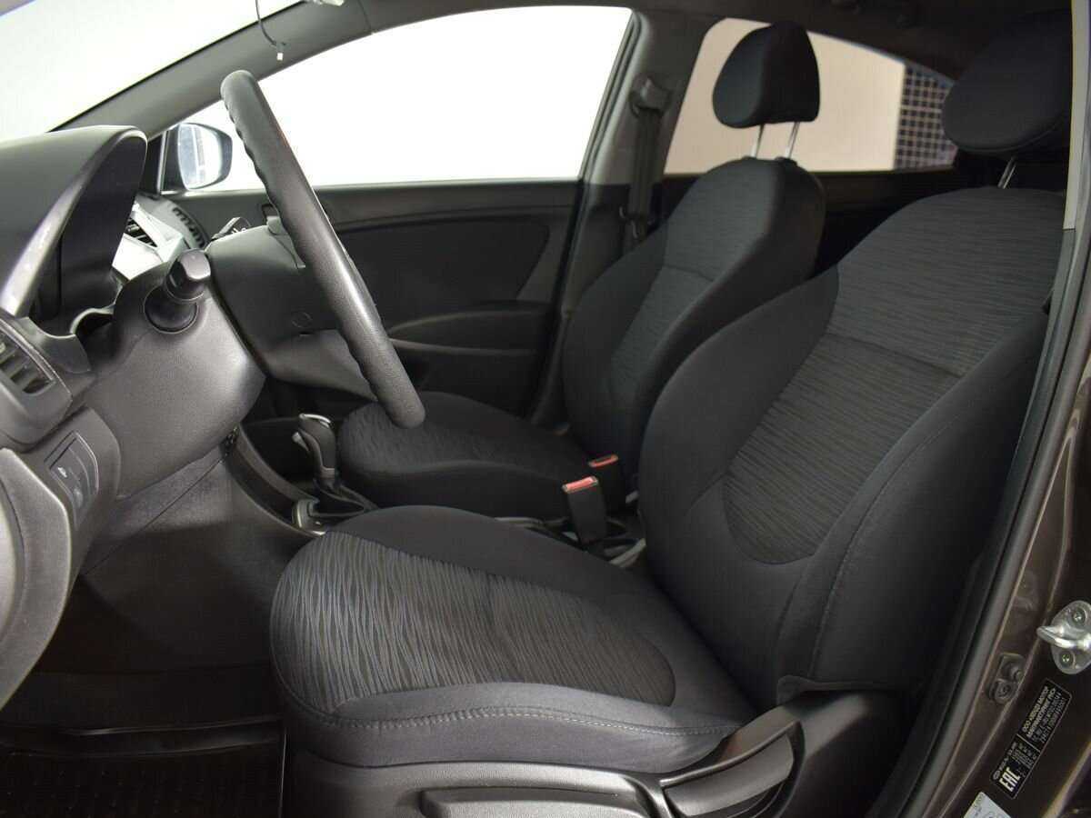 Купить Hyundai Solaris, 2016, 82 321 км, фото №8