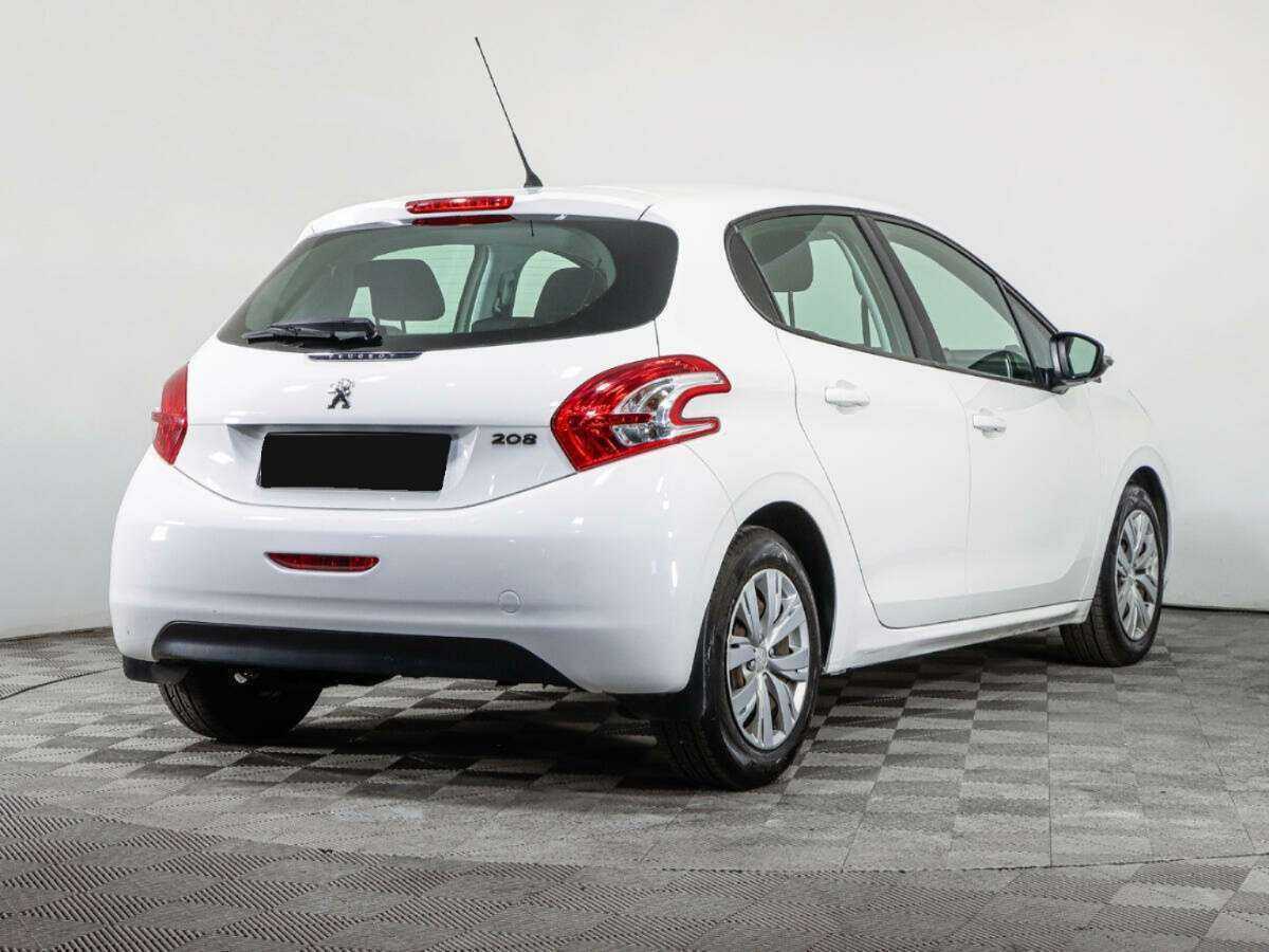 Купить Peugeot 208, 2013, 90 441 км, фото №5