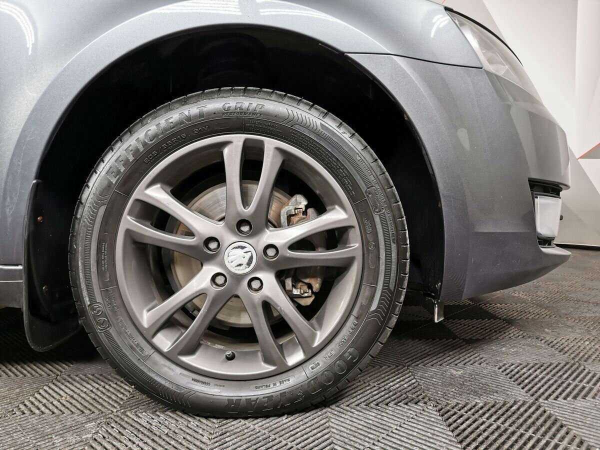 Купить Skoda Octavia, 2013, 142 621 км, фото №9