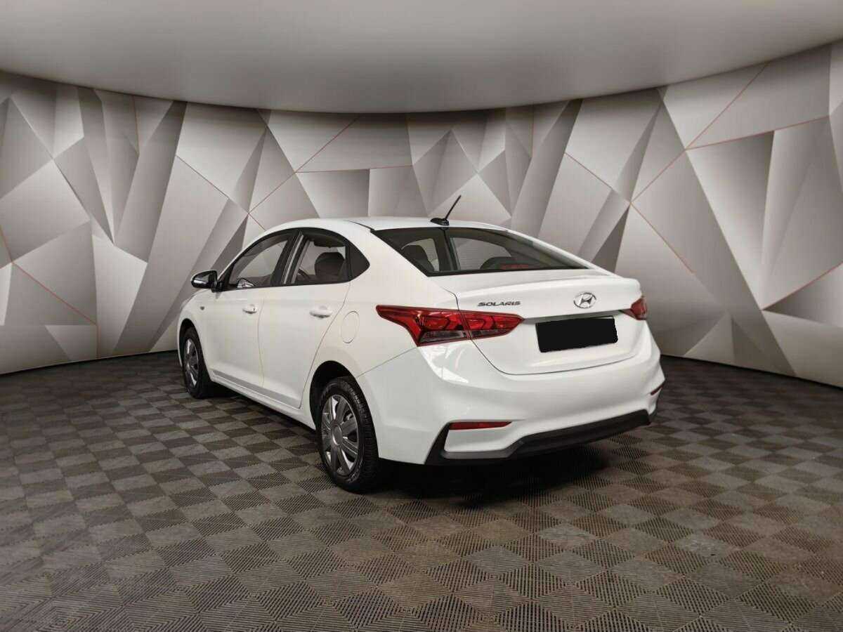 Купить Hyundai Solaris, 2019, 121 640 км, фото №4