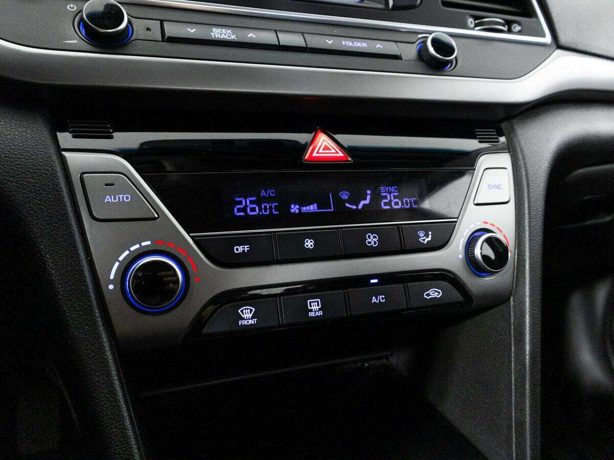 Купить Hyundai Elantra, 2018, 184 612 км, фото №15