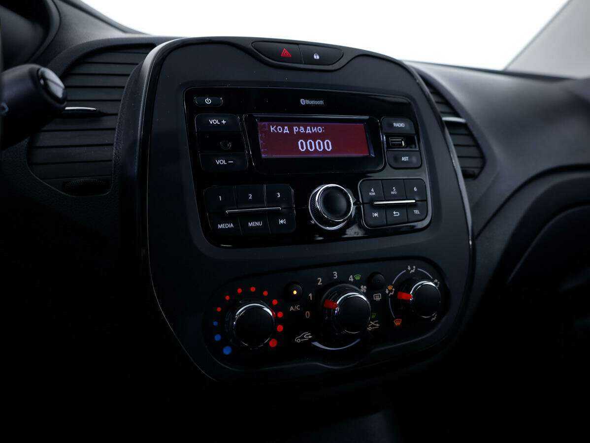 Купить Renault Kaptur, 2018, 30 602 км, фото №12