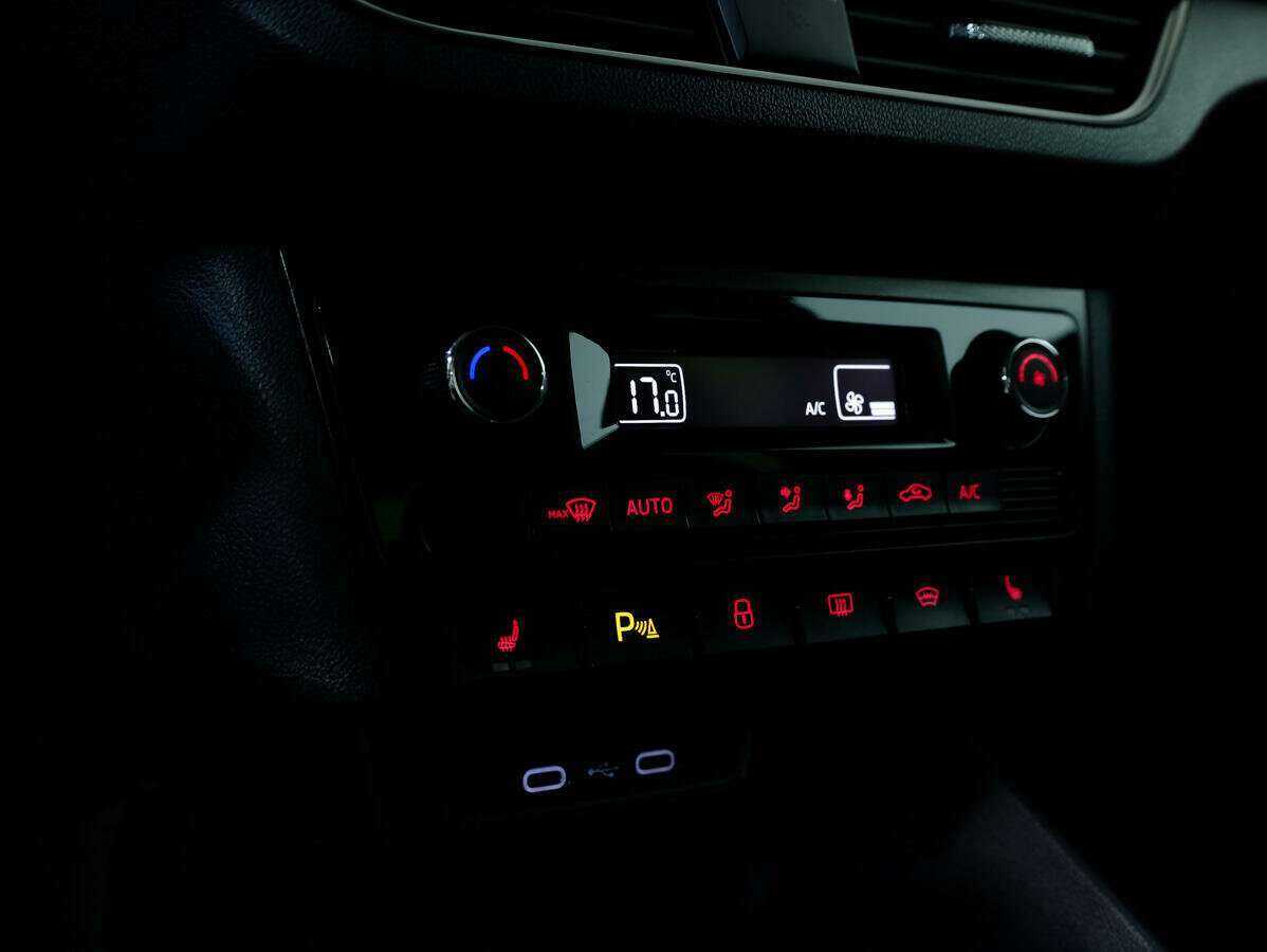 Купить Volkswagen Polo, 2020, 58 717 км, фото №15