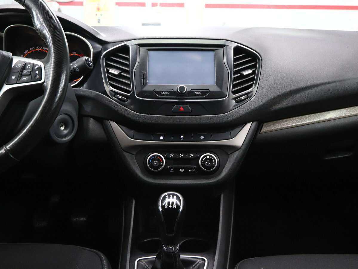 Купить Lada (ВАЗ) Vesta SW, 2020, 118 000 км, фото №15