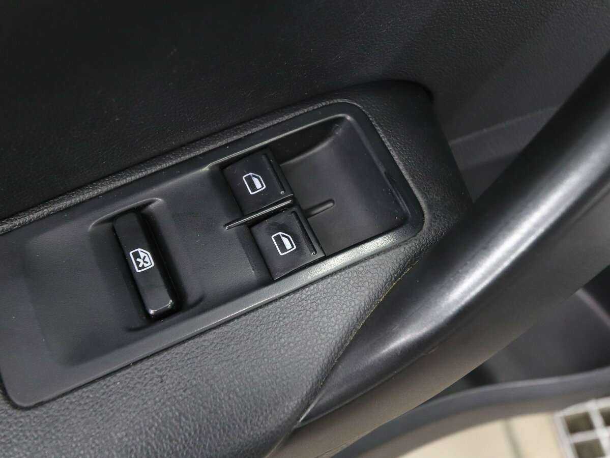 Купить Volkswagen Polo, 2017, 154 000 км, фото №18