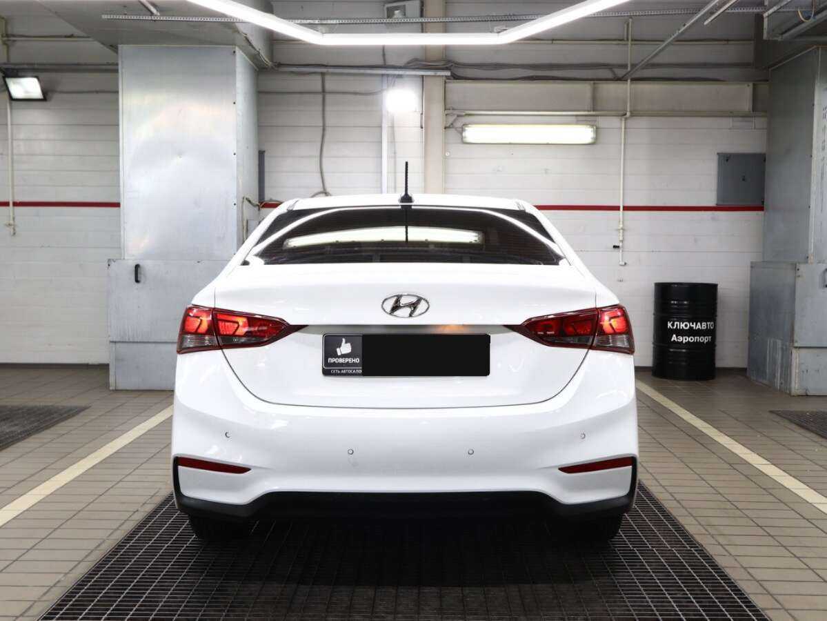 Купить Hyundai Solaris, 2018, 230 000 км, фото №4