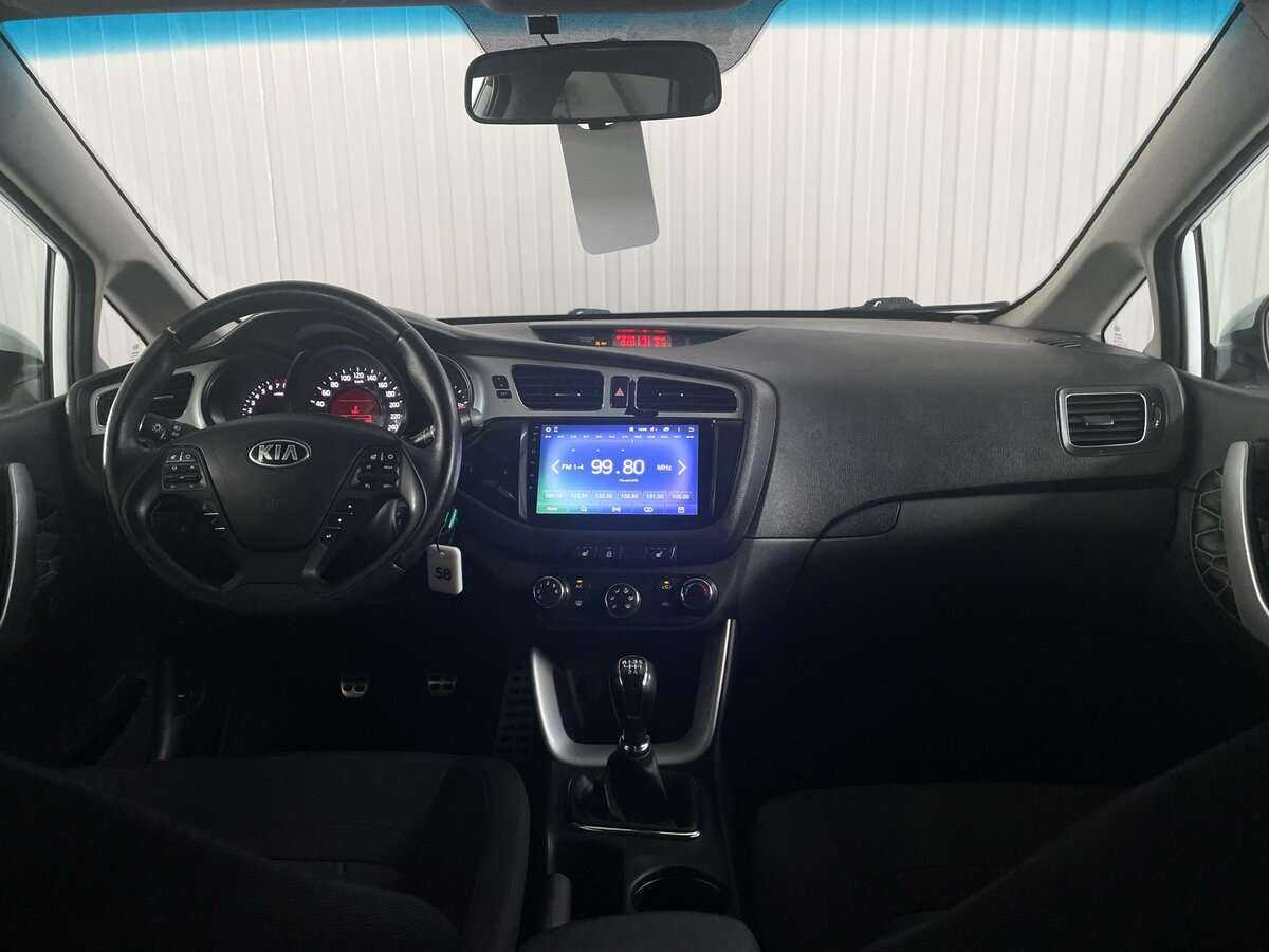 Купить Kia Ceed, 2013, 136 000 км, фото №10