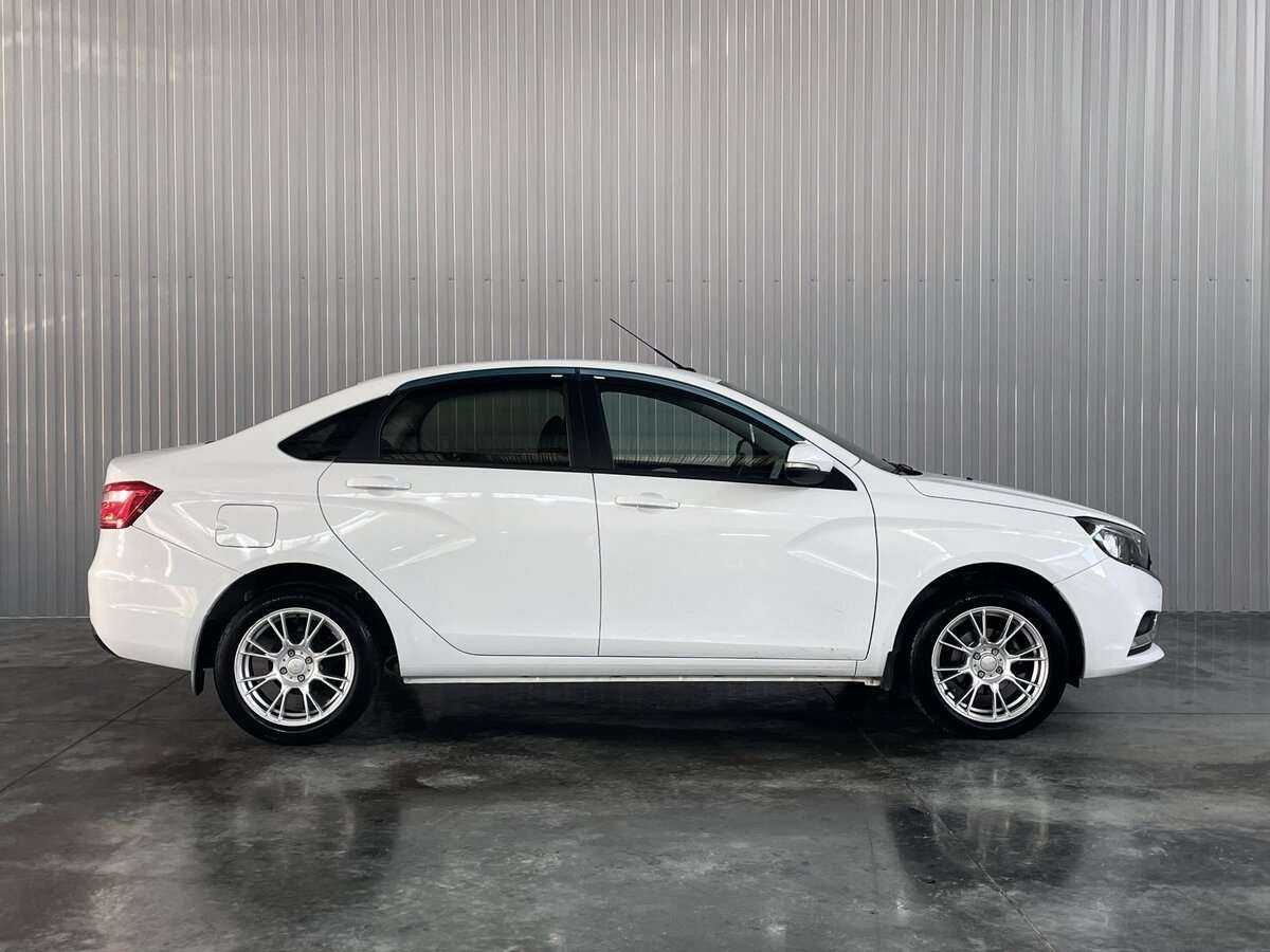 Купить Lada (ВАЗ) Vesta, 2017, 82 114 км, фото №4