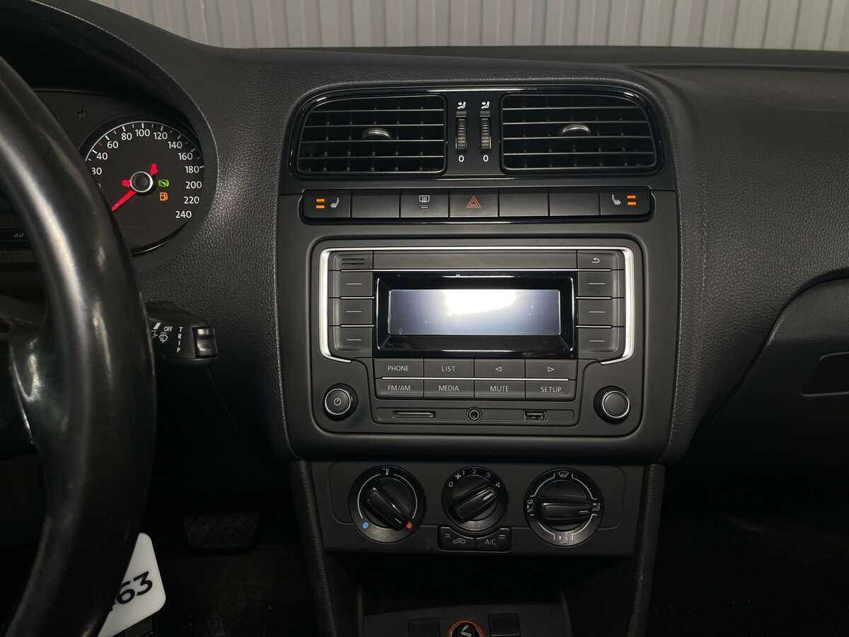 Купить Volkswagen Polo, 2016, 175 344 км, фото №16