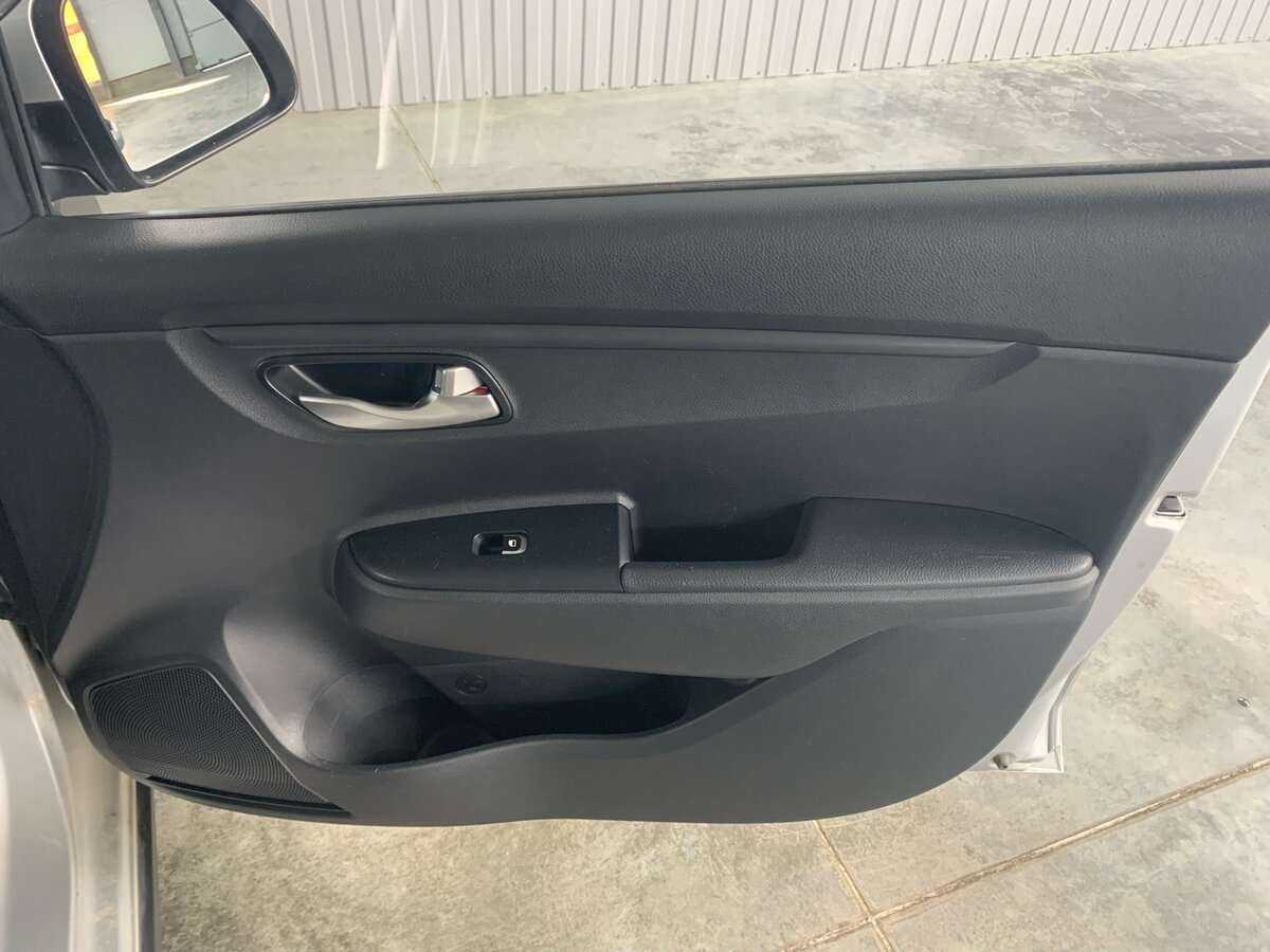 Купить Kia Rio X-Line, 2019, 60 439 км, фото №20