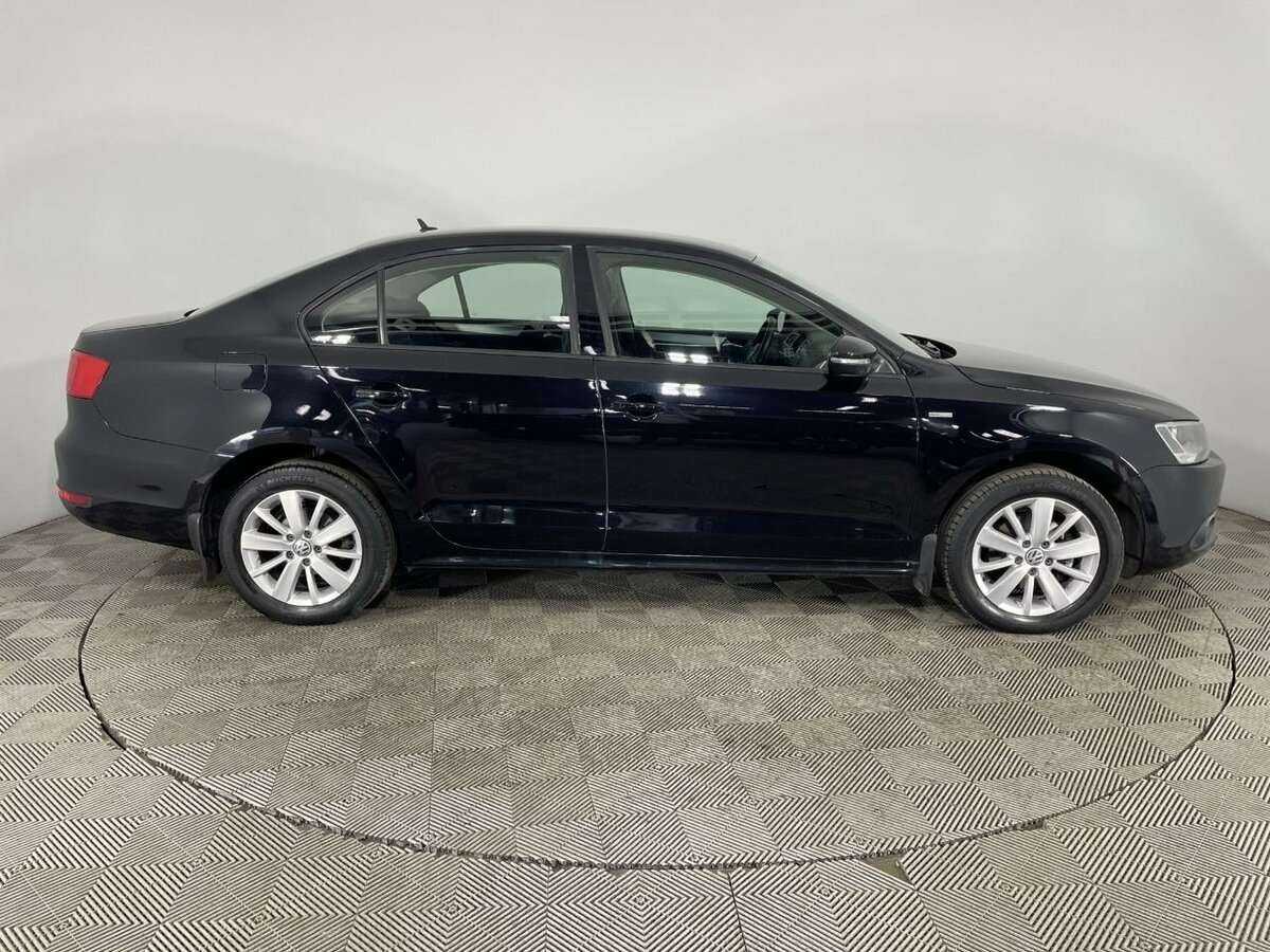 Купить Volkswagen Jetta, 2013, 135 662 км, фото №4