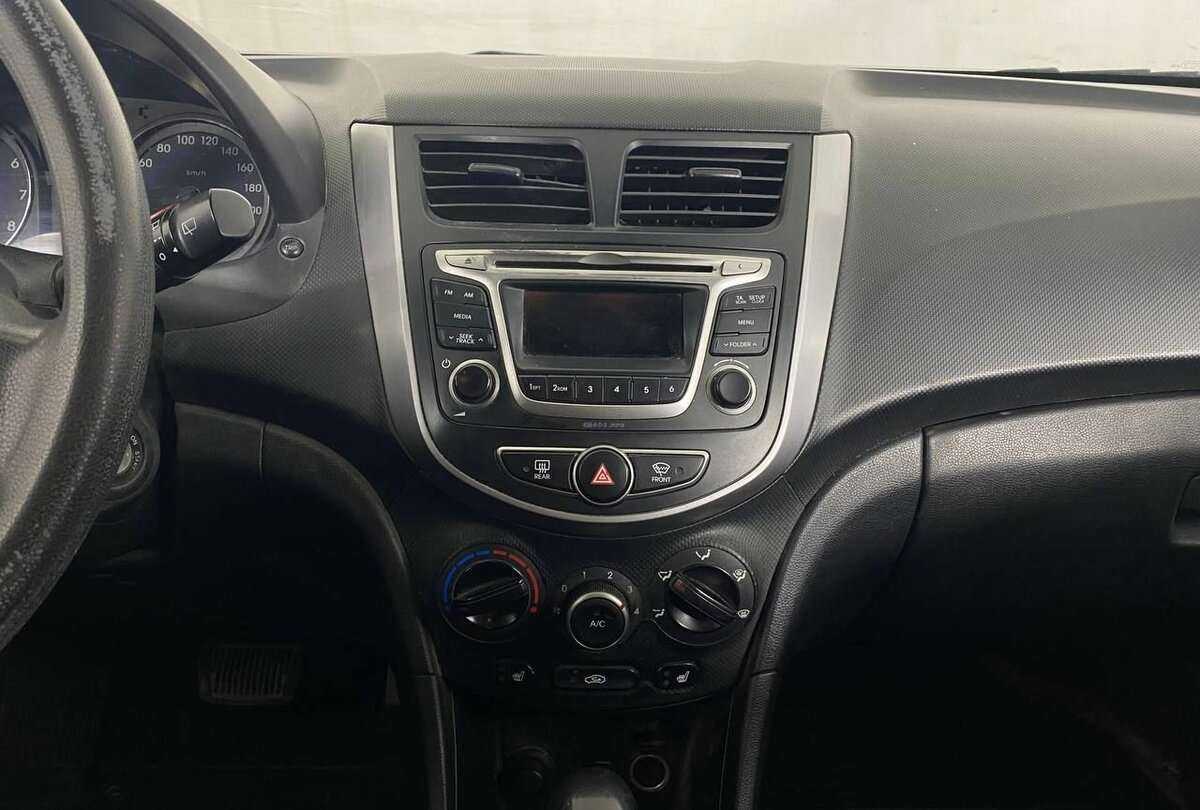 Купить Hyundai Solaris, 2014, 172 201 км, фото №12