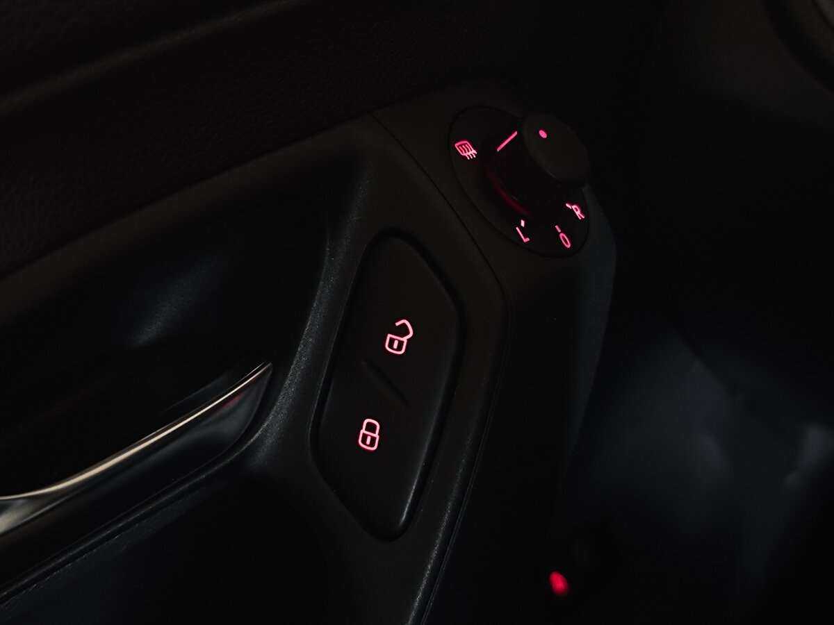 Купить Volkswagen Polo, 2018, 136 300 км, фото №18