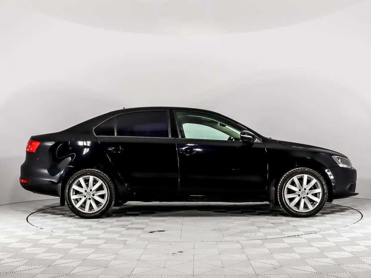 Купить Volkswagen Jetta, 2014, 188 293 км, фото №4