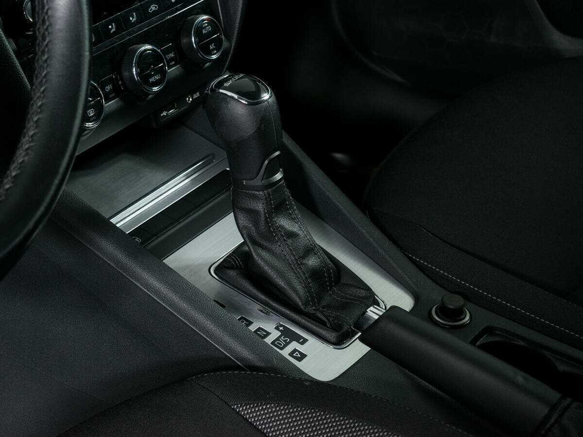 Купить Skoda Octavia, 2017, 89 000 км, фото №12