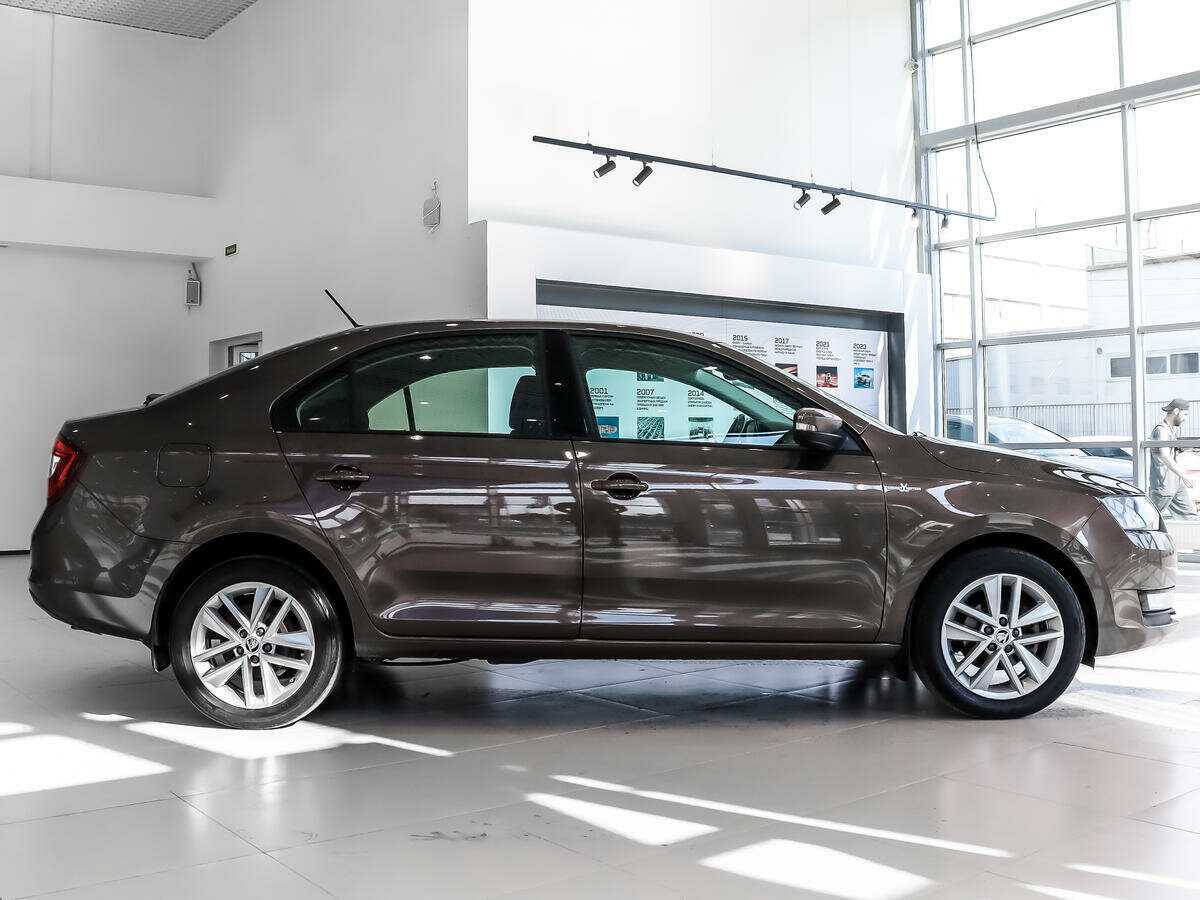 Купить Skoda Rapid, 2019, 107 990 км, фото №4