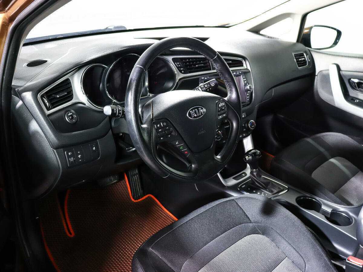 Купить Kia Ceed, 2016, 74 947 км, фото №13