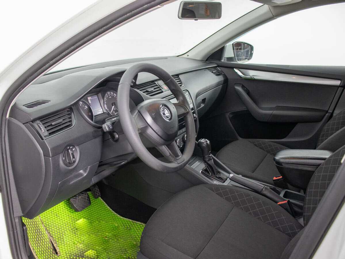 Купить Skoda Octavia, 2018, 413 386 км, фото №10