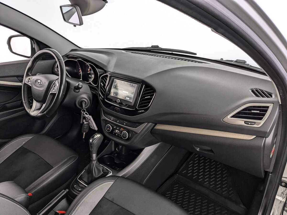 Купить Lada (ВАЗ) Vesta SW, 2020, 97 003 км, фото №9