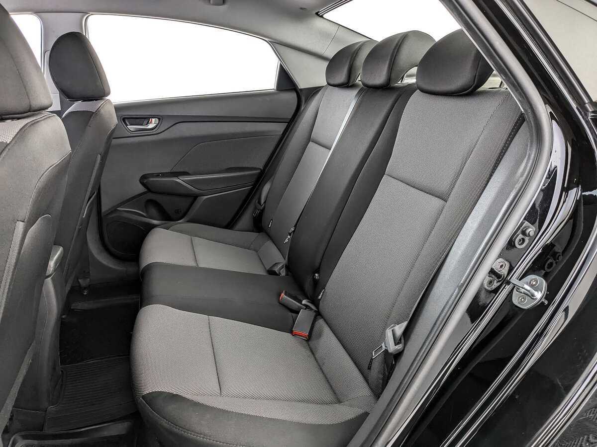 Купить Hyundai Solaris, 2018, 122 570 км, фото №14