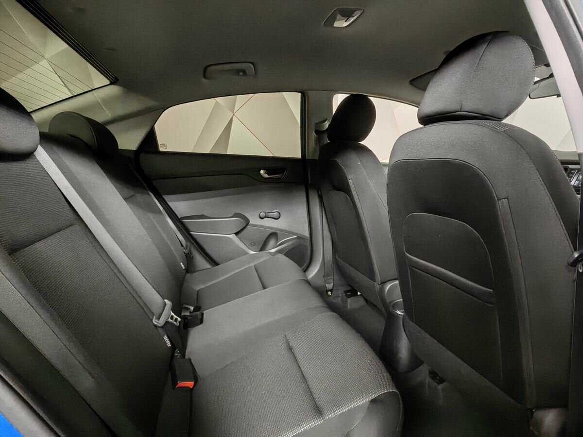 Купить Hyundai Solaris, 2017, 35 489 км, фото №12