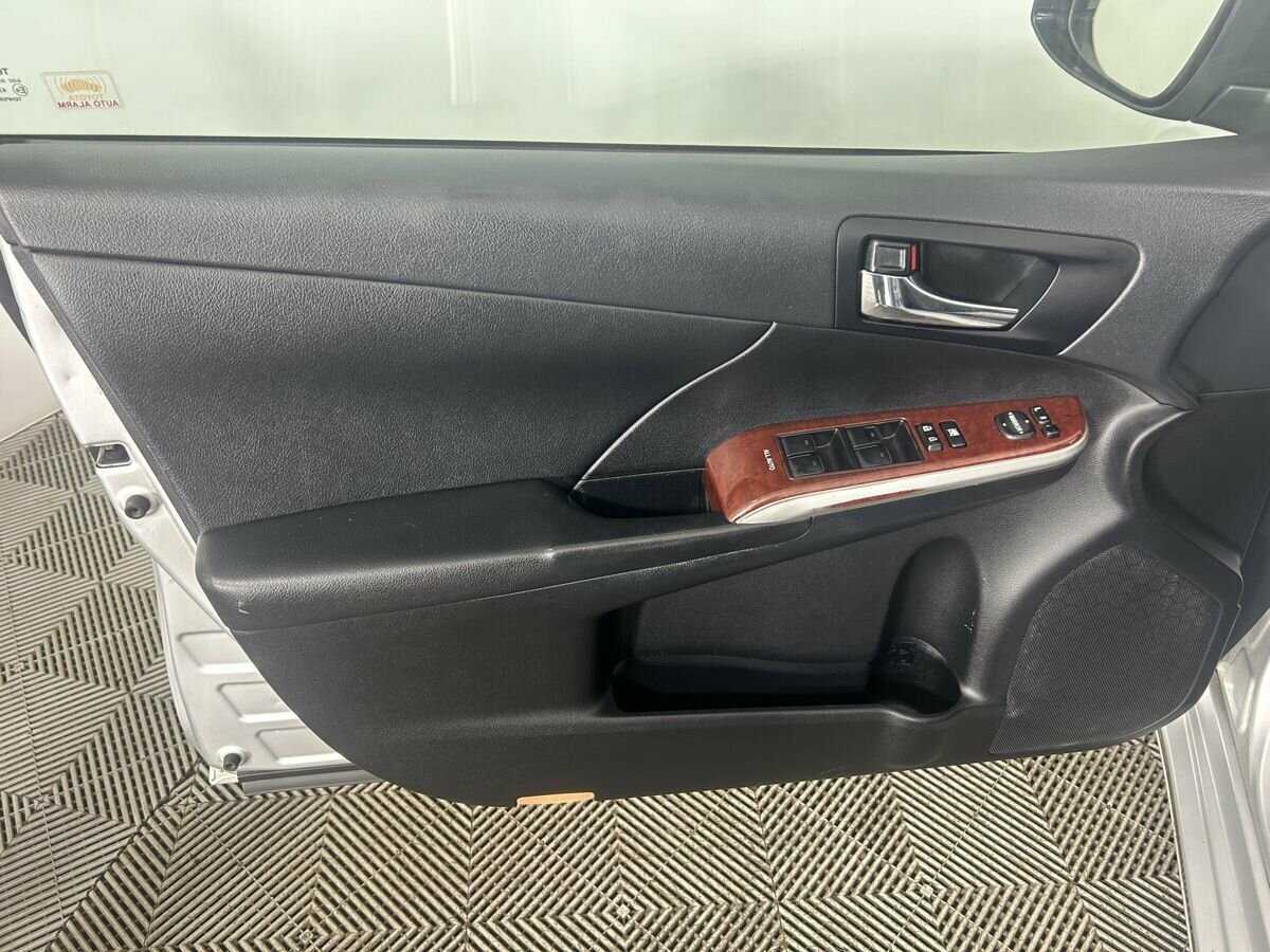 Купить Toyota Camry, 2013, 211 594 км, фото №8
