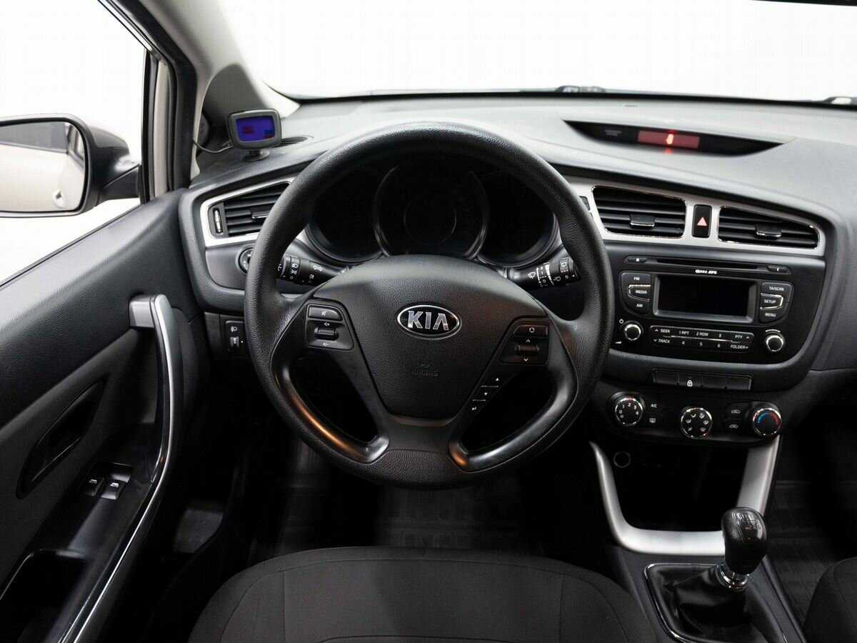 Купить Kia Ceed, 2013, 130 000 км, фото №14