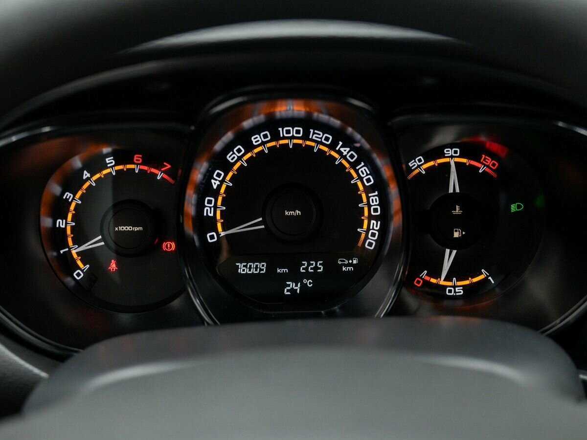 Купить Lada (ВАЗ) Vesta, 2019, 76 000 км, фото №19