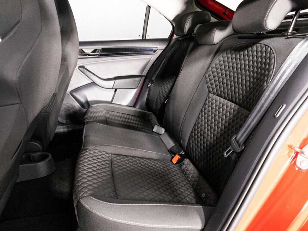 Купить Skoda Rapid, 2018, 172 330 км, фото №10