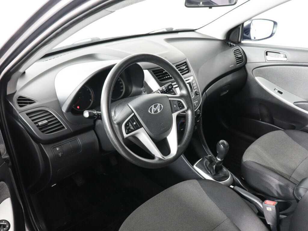 Купить Hyundai Solaris, 2012, 139 346 км, фото №5