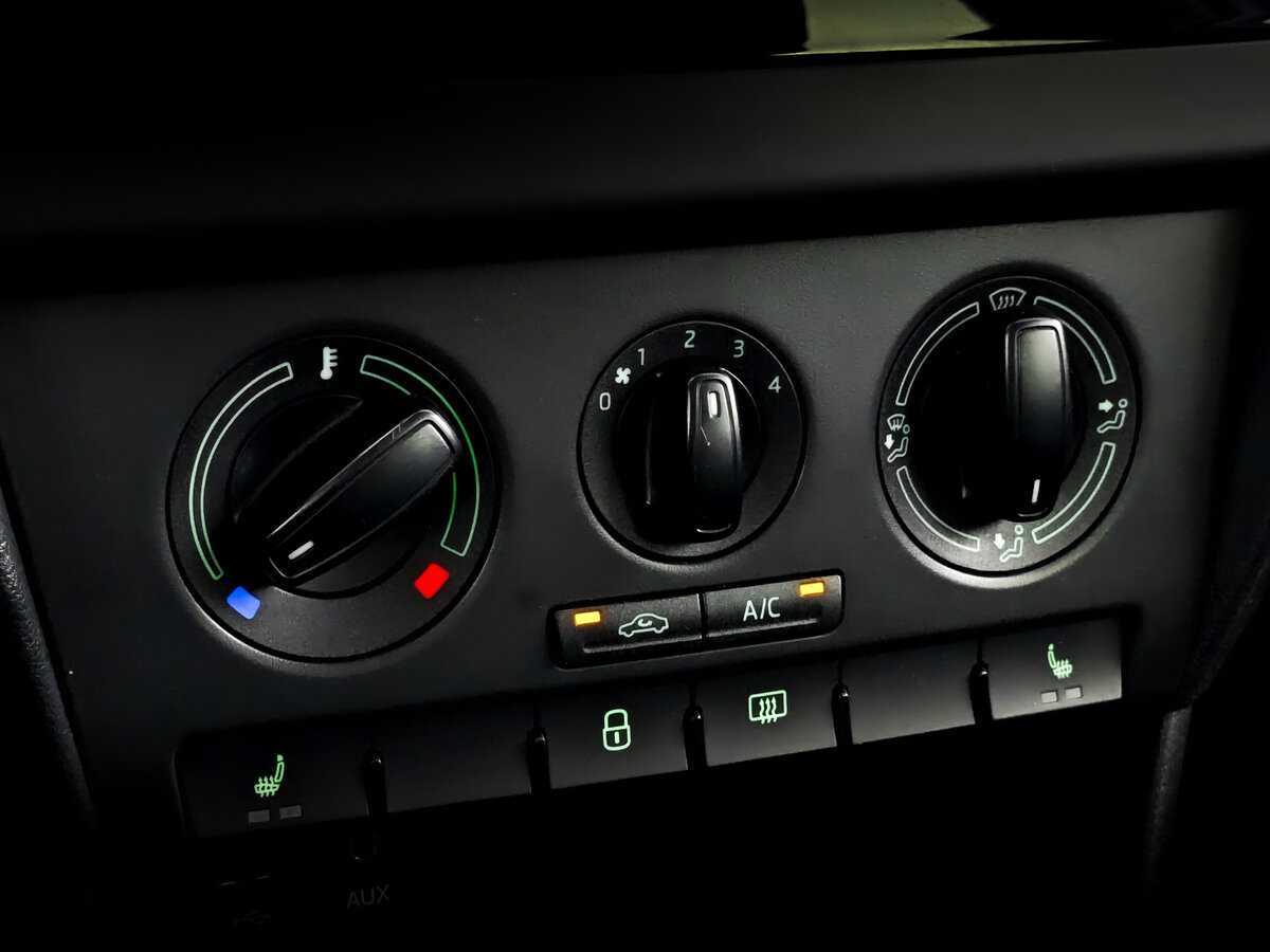 Купить Skoda Rapid, 2017, 163 106 км, фото №25