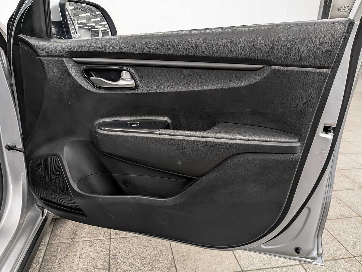 Купить Kia Rio X-Line, 2020, 206 593 км, фото №25