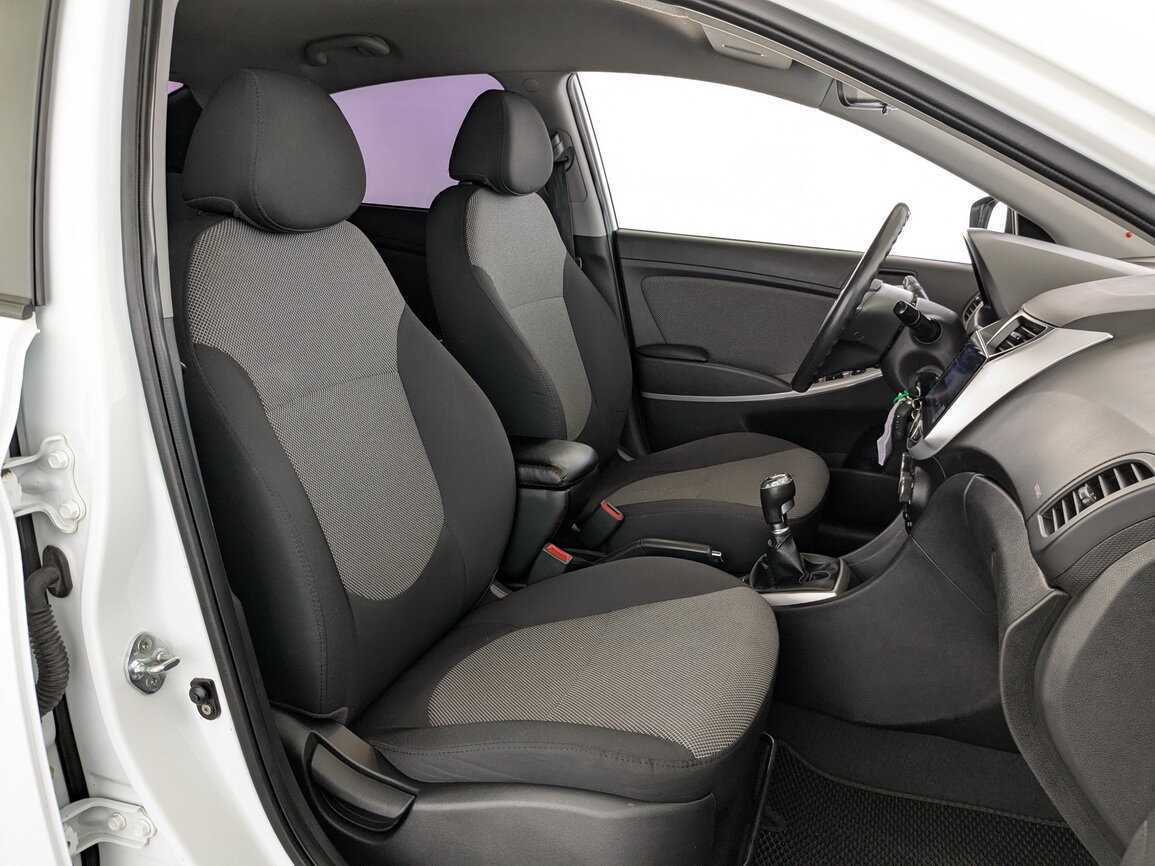 Купить Hyundai Solaris, 2013, 201 000 км, фото №20