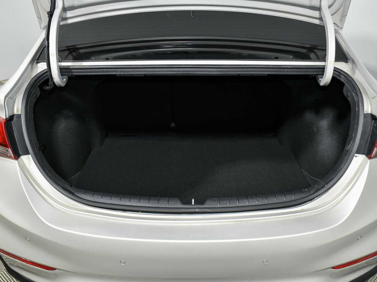 Купить Hyundai Solaris, 2019, 124 766 км, фото №21