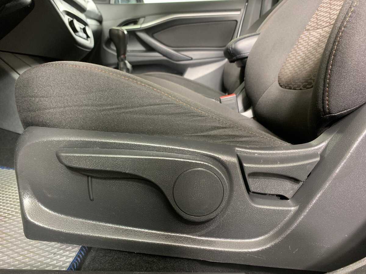 Купить Lada (ВАЗ) Vesta, 2019, 115 536 км, фото №17